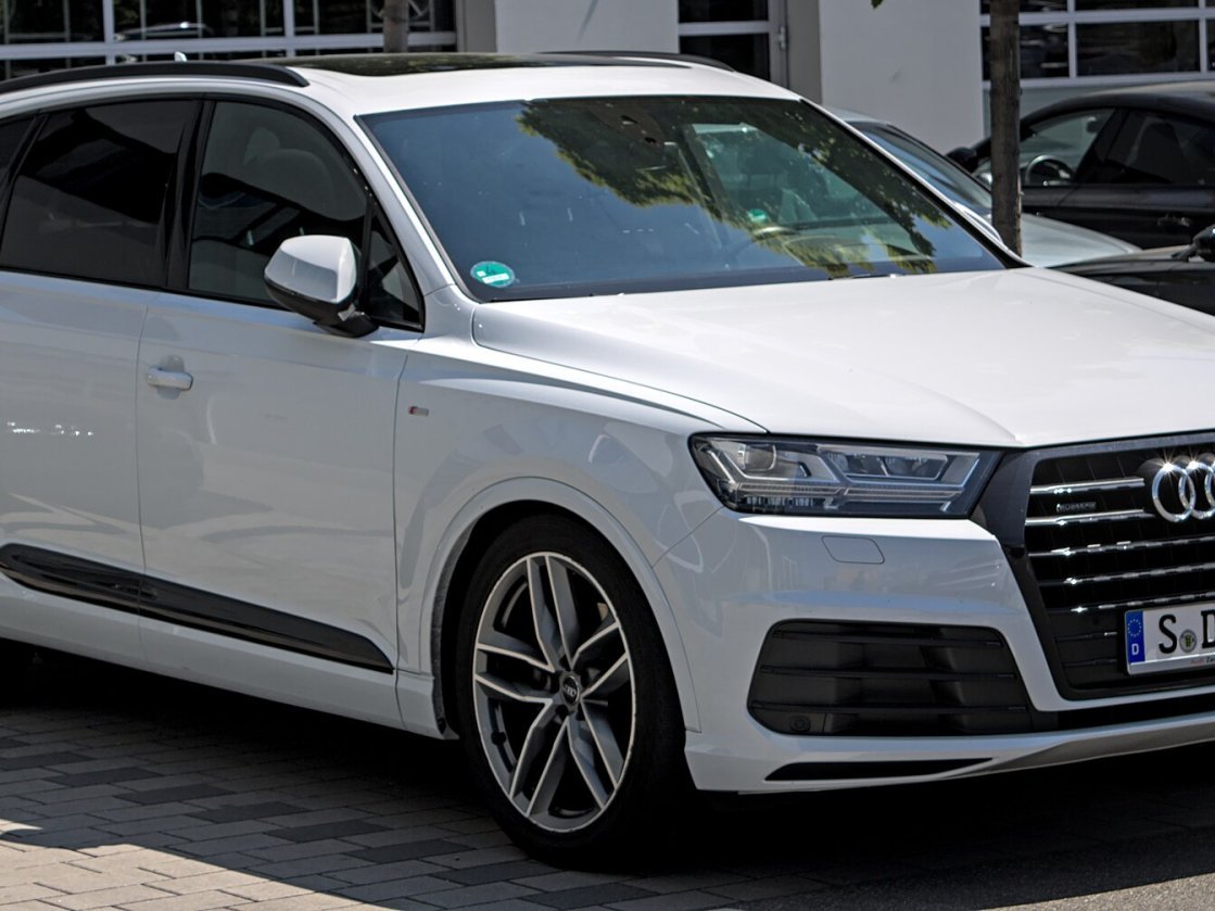 Audi Luxury Sedan / SUV